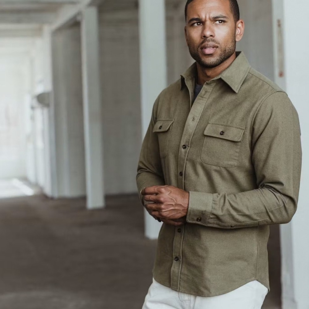 Taylor Stitch The Yosemite Button Down Long Sleeve Size 40 M Dusty Army Green